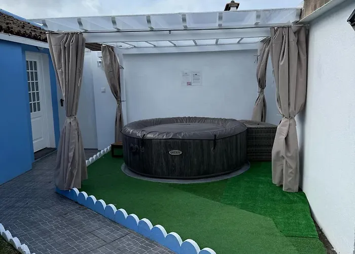 Casa Da Ermida Ponta Delgada (Sao Miguel)